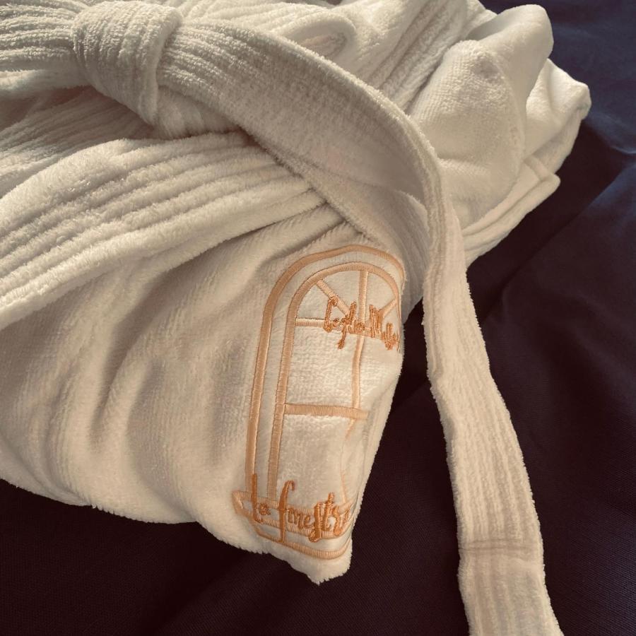 La Finestra Dimora Charme Hotell Ceglie Messapica Eksteriør bilde