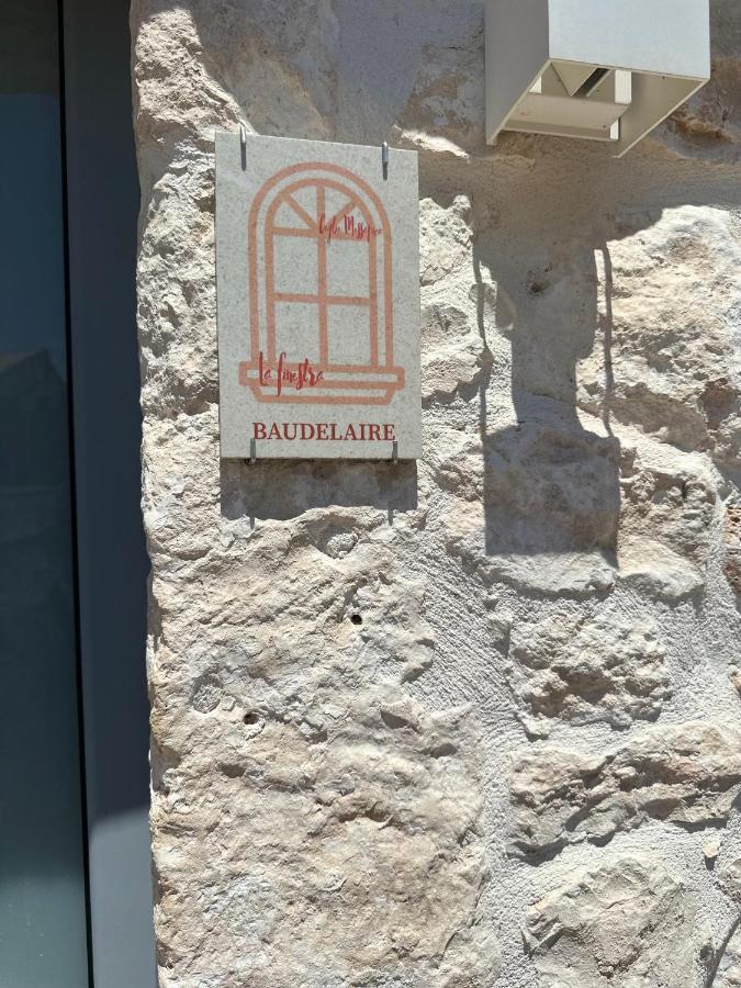La Finestra Dimora Charme Hotell Ceglie Messapica Eksteriør bilde